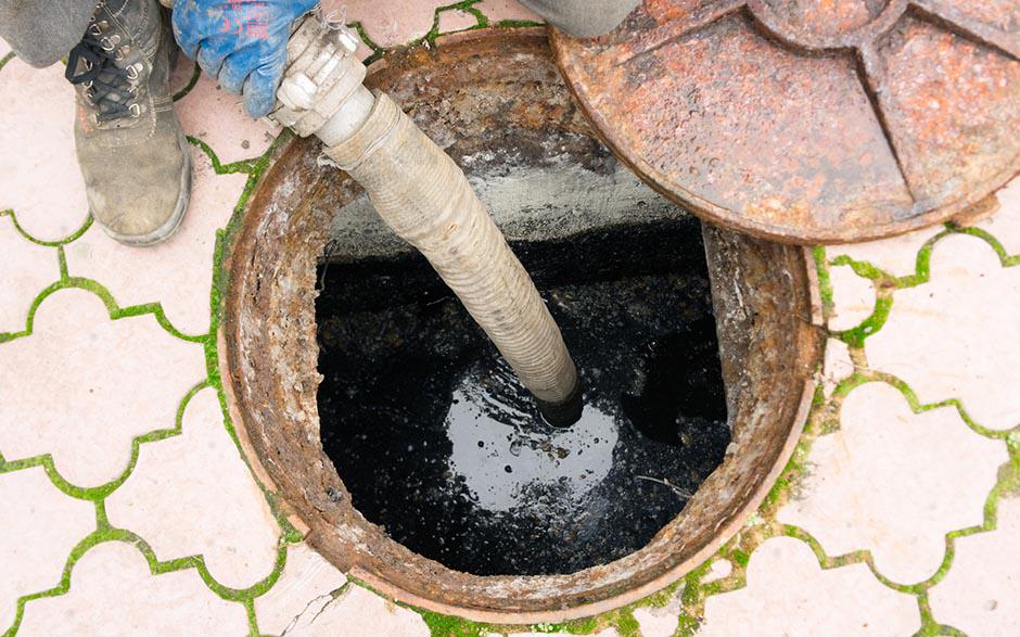 déboucher une canalisation d'eaux usées Vaucresson